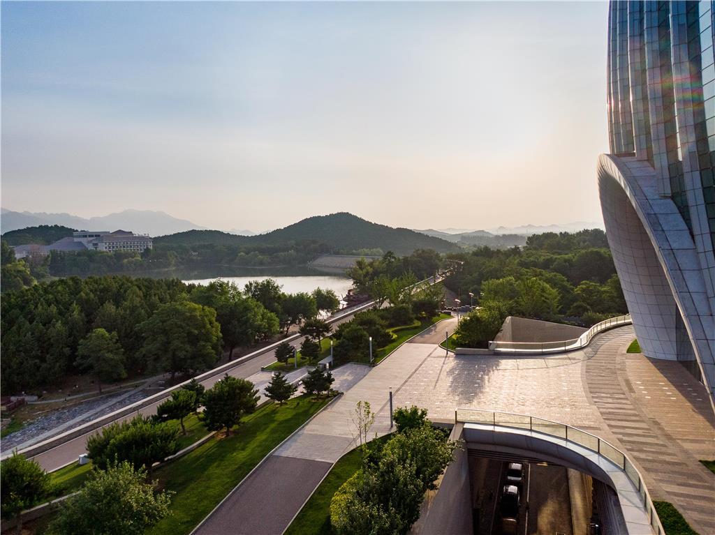 Sunrise Kempinski